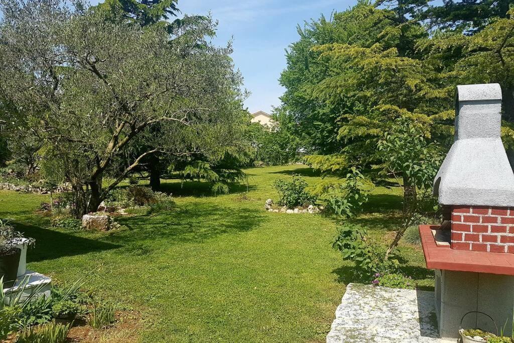 Apartment Samlandin Veglia Exterior foto